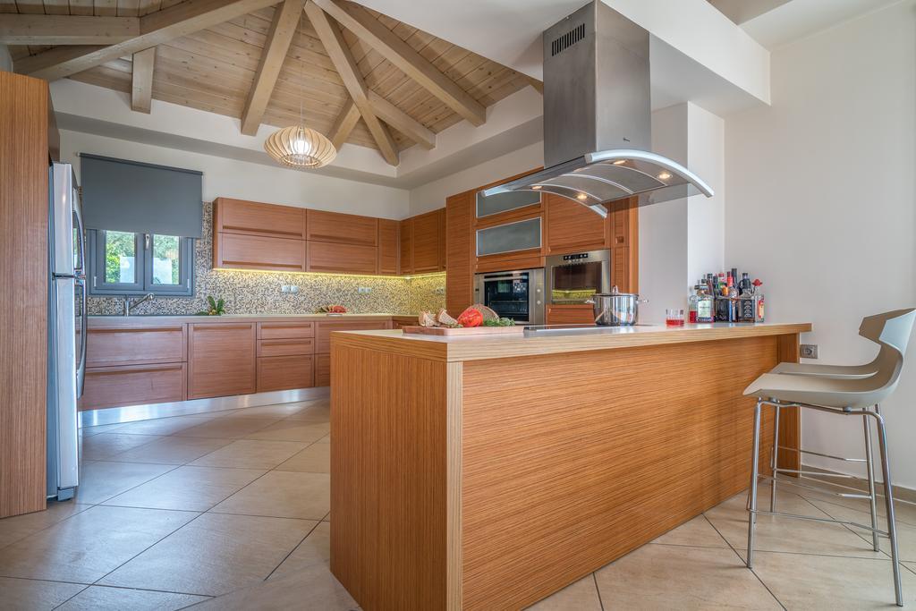 Villa Merovigli - Sea Views & Private Pool, Ideal For Large Groups, By Zantewize Tragaki Exterior foto